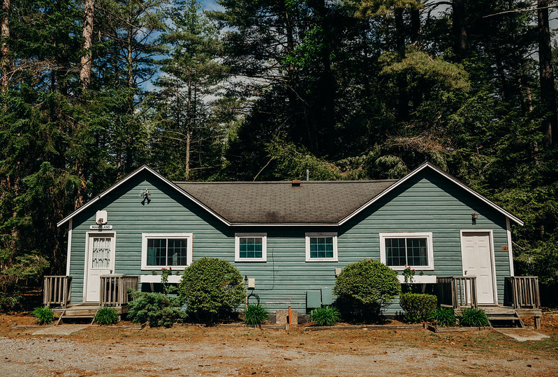 4-Person Housekeeping Cottage